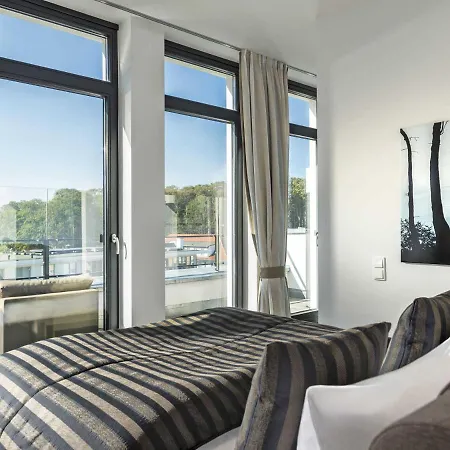 Philine - Penthouse 28 Mit Panoramablick, Pool, & Kamin Villa