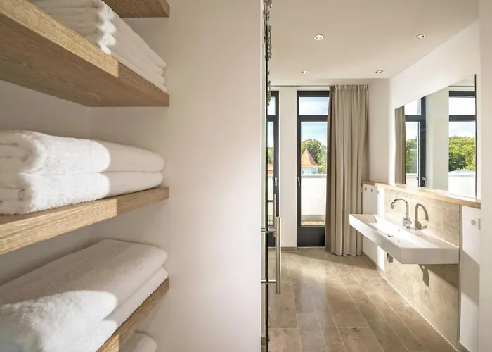 Villa Philine - Penthouse 28 Mit Panoramablick, Pool, & Kamin *