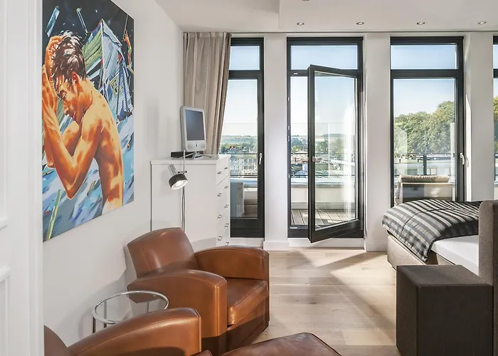 Philine - Penthouse 28 Mit Panoramablick, Pool, & Kamin Villa